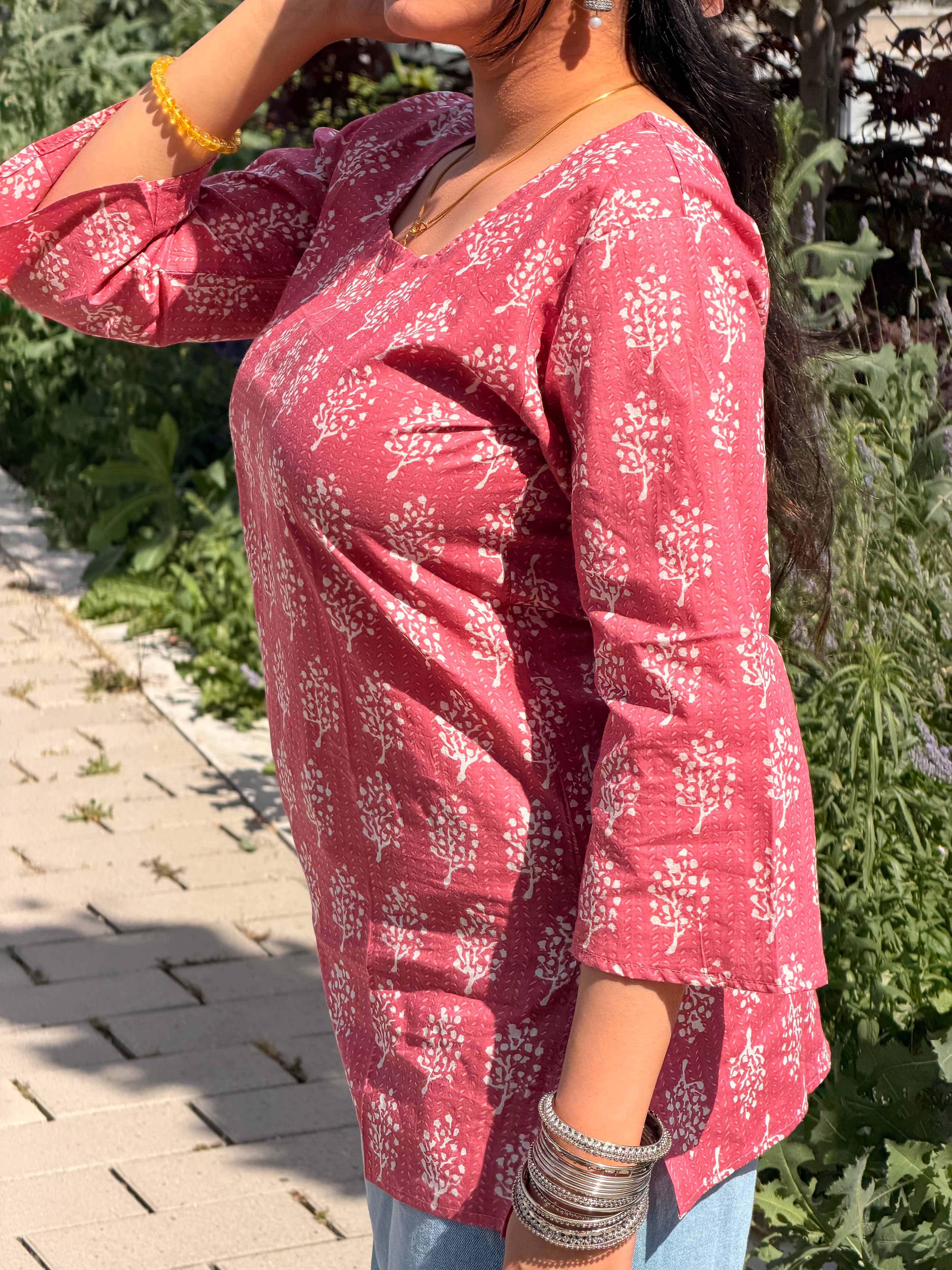 Pinki hai dil valo ki Kurti