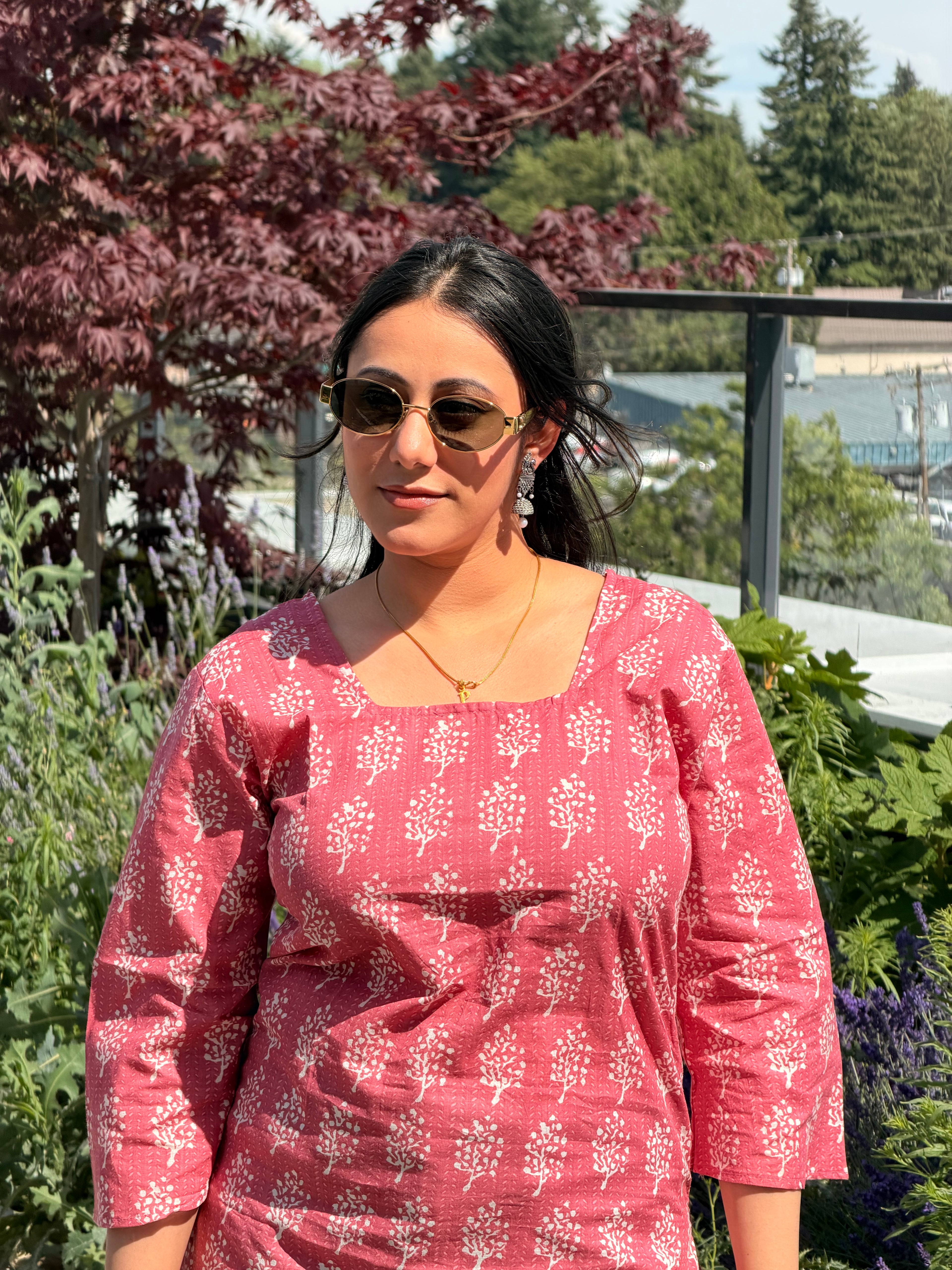 Pinki hai dil valo ki Kurti